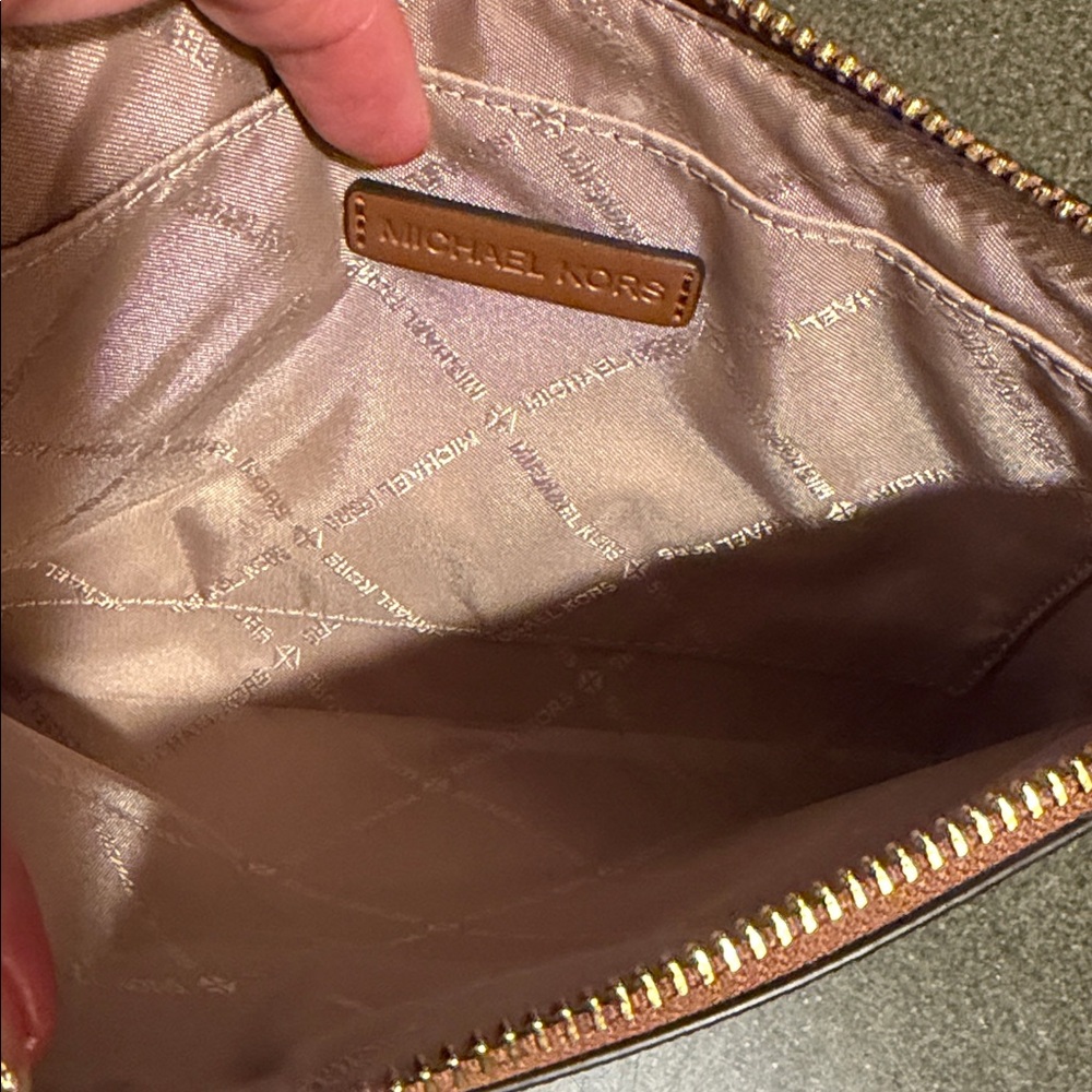 Michael Kors Brown‎ Signature Monogram Wristlet Clutch Gold Hardware 9.5 Inch - Picture 5 of 9